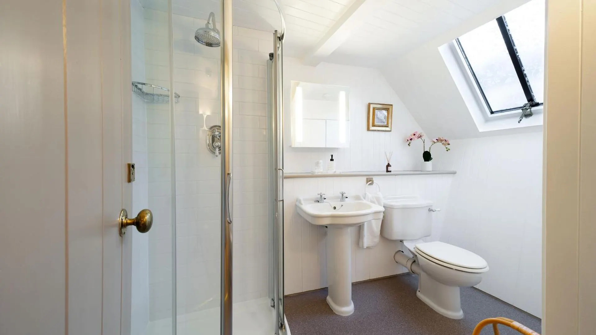 Barometer Cottage Broughty Ferry 0*,