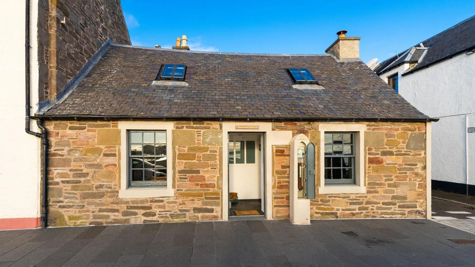 Barometer Cottage Broughty Ferry United Kingdom